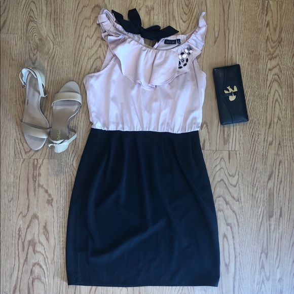 Apt. 9 Dresses & Skirts - Apt. 9// elegant cocktail dress with gems
